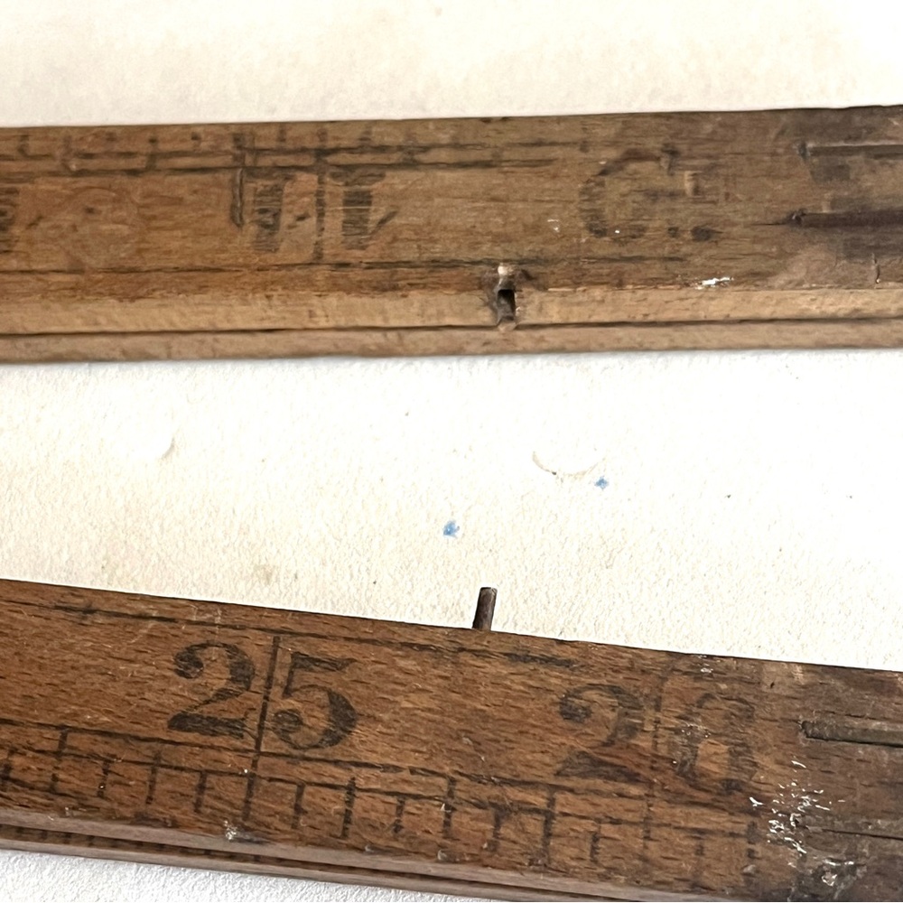 Antique Wooden Folding Ruler With Brass hardware. - Picture 6 of 7